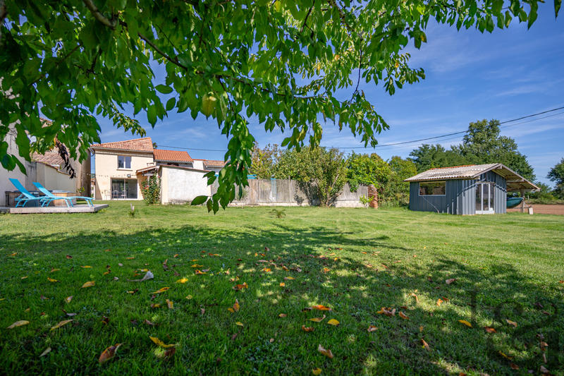 Maison - 111 m² - 3 pièces