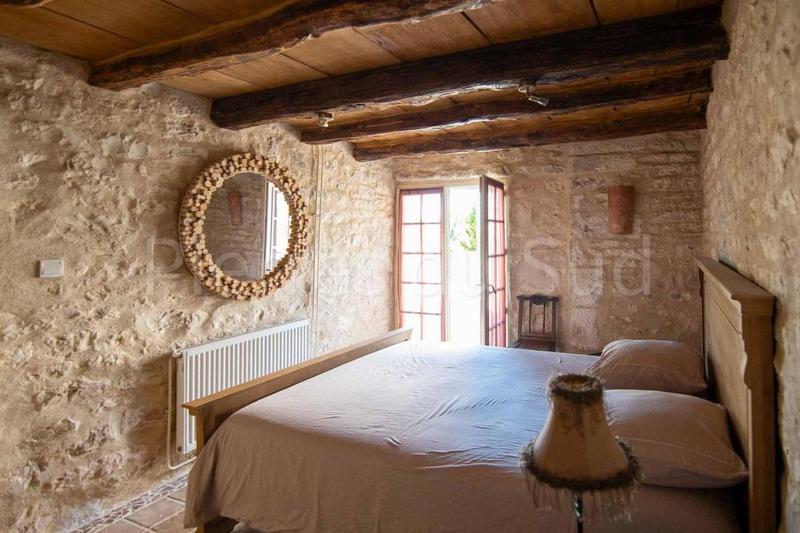 Propriété - 714 m² - 12 pièces