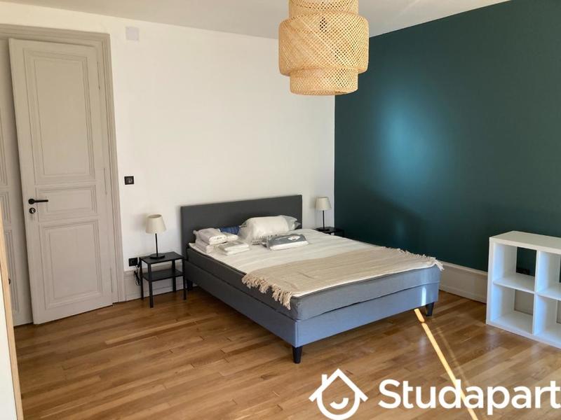 Chambre - 14 m² - 1 pièce