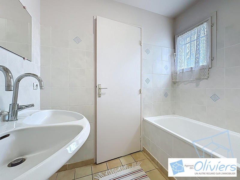 Maison - 133 m² - 6 pièces