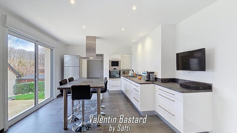 Maison - 150 m² - 6 pièces