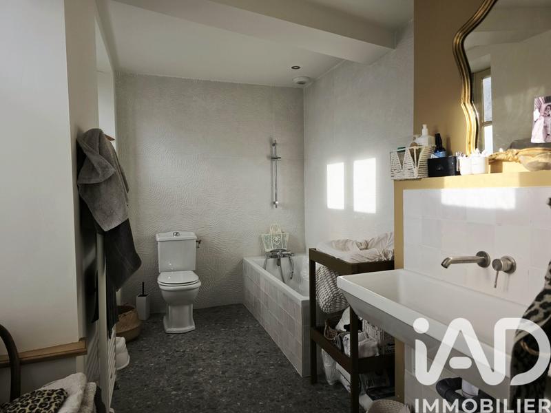 Maison - 171 m² - 5 pièces