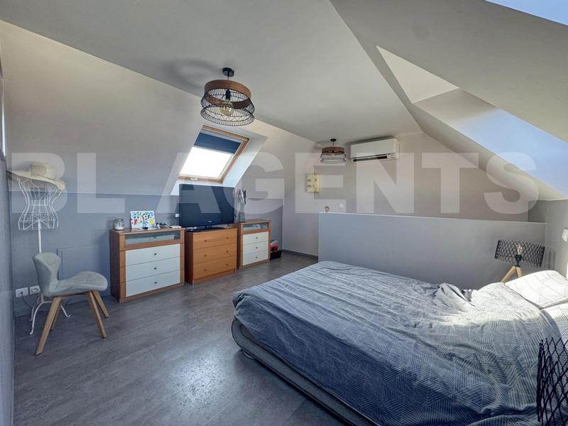 Maison - 157 m² - 6 pièces