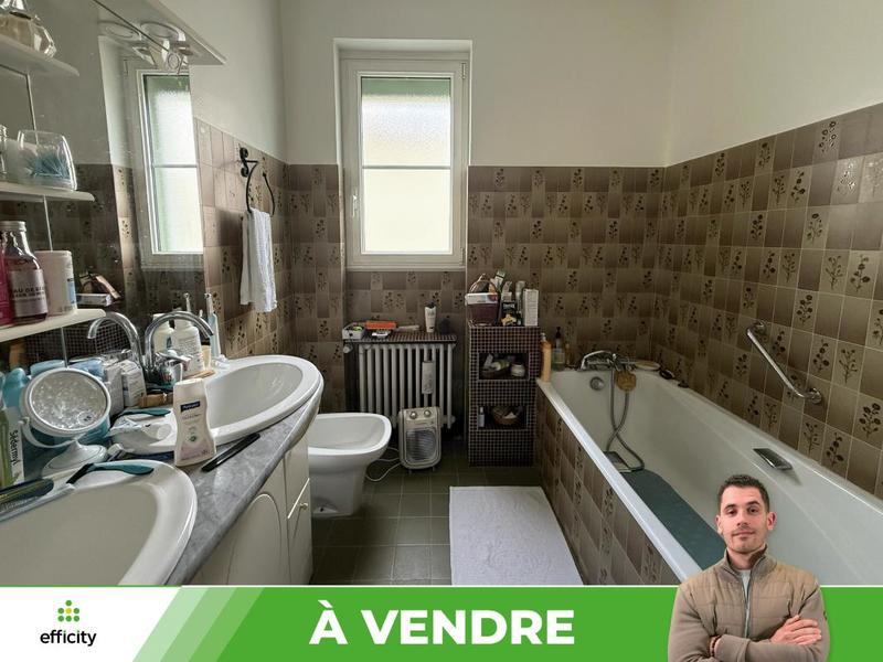 Pavillon - 133 m² - 6 pièces