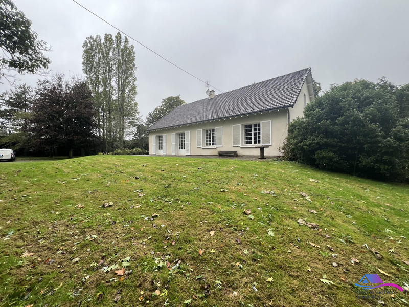 Maison - 140 m² - 5 pièces