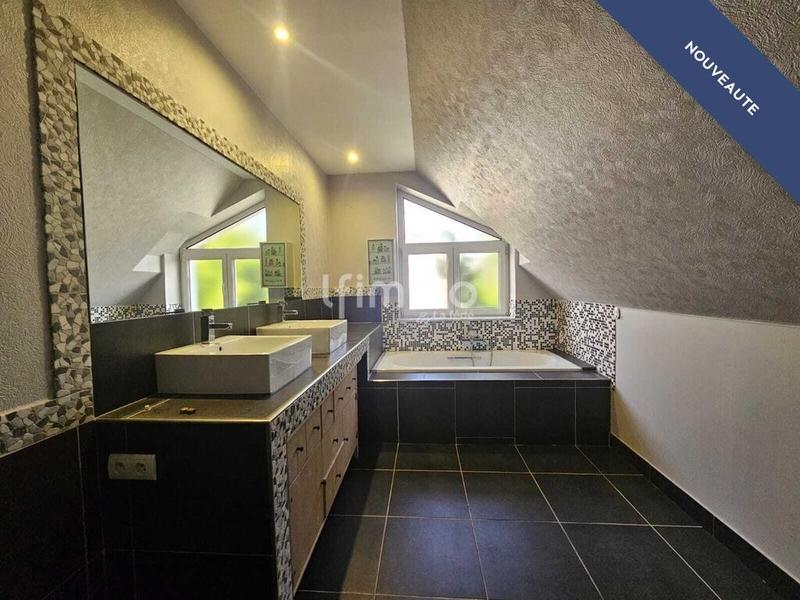 Appartement - 83 m² - 3 pièces