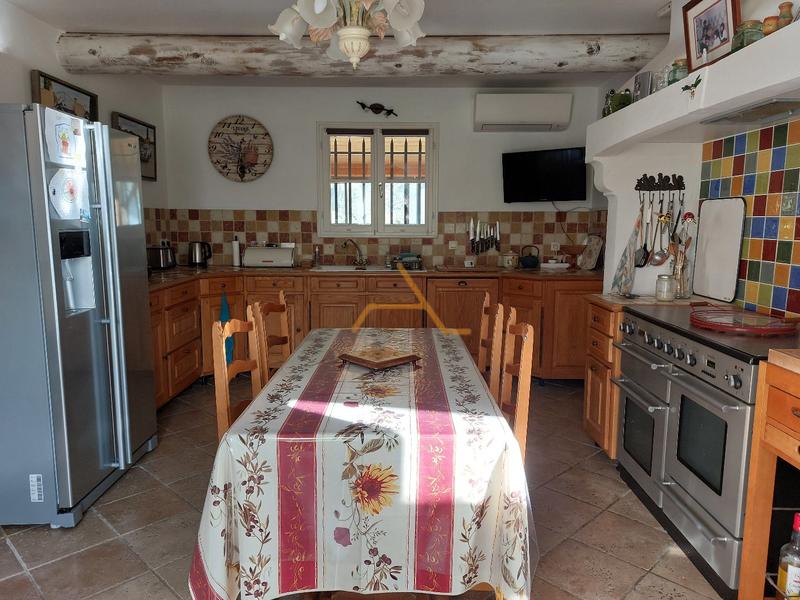 Villa - 237 m² - 7 pièces