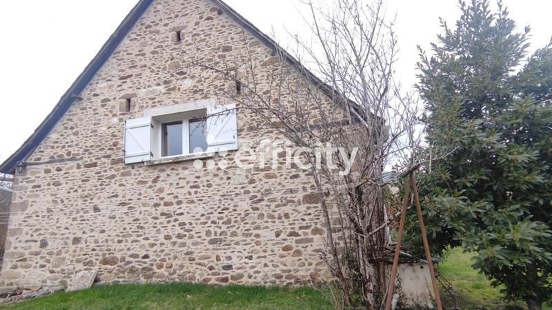 Maison - 185 m² - 8 pièces