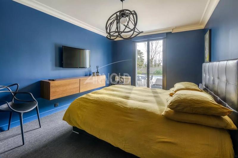 Maison - 170 m² - 6 pièces