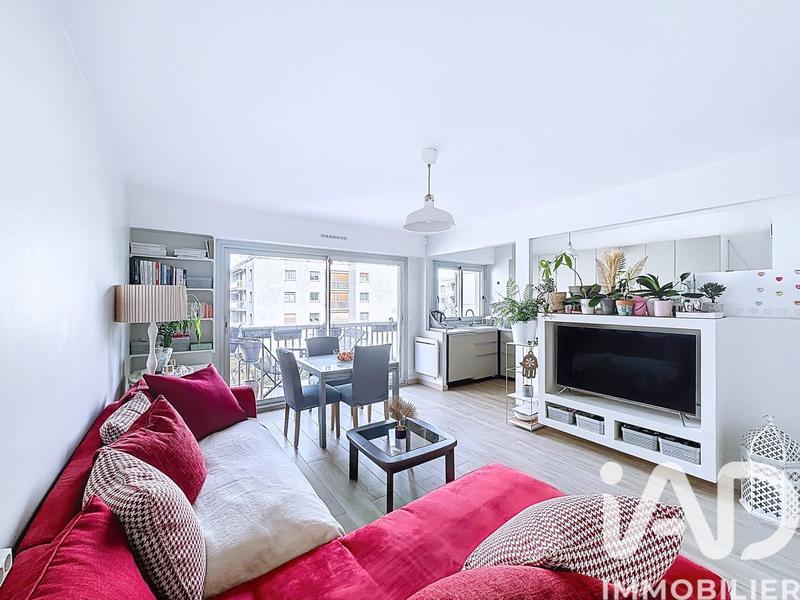 Appartement - 64 m² - 3 pièces