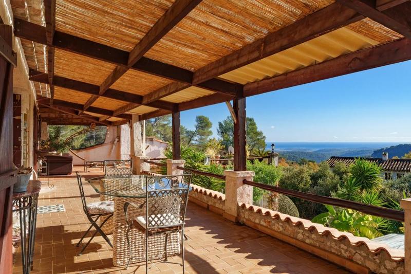 Mas - 262 m² - 7 pièces