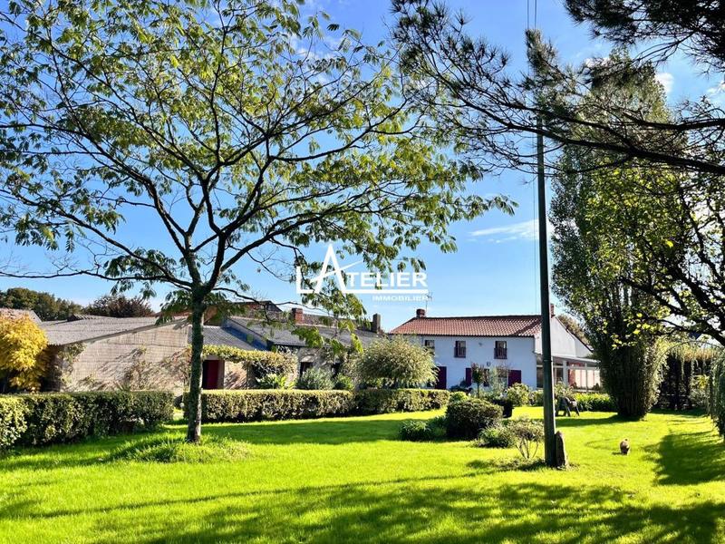 Maison en pierre - 160 m² - 8 pièces