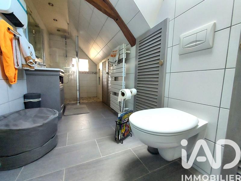 Maison - 175 m² - 9 pièces