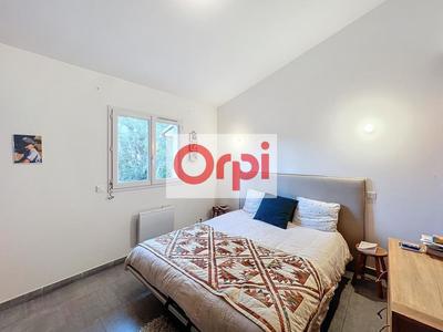 Villa - 97 m² - 5 pièces