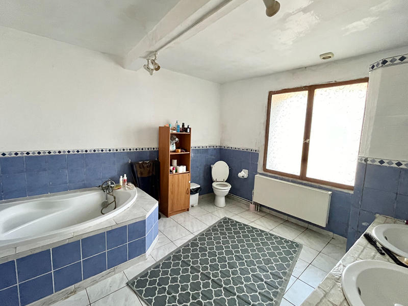 Maison - 178 m² - 7 pièces