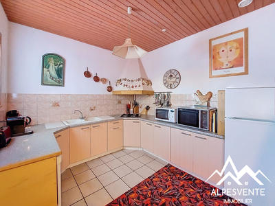 Appartement - 110 m² - 5 pièces