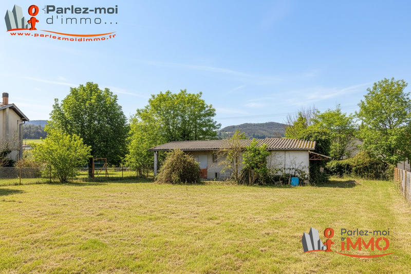 Terrain - 735 m²
