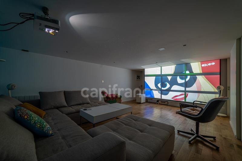 Maison - 400 m² - 11 pièces