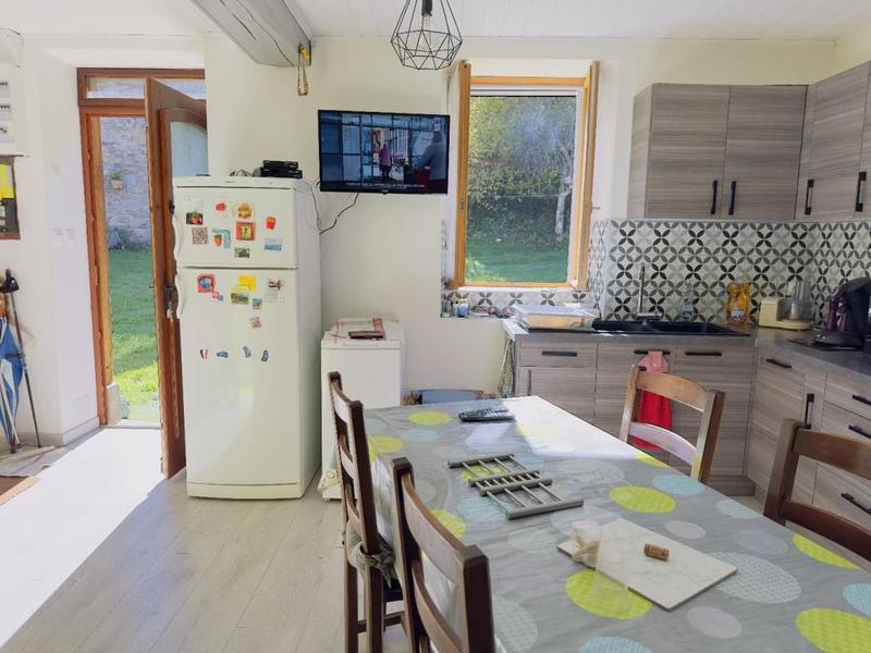 Maison en pierre - 95 m² - 5 pièces