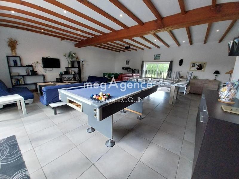 Maison de campagne - 410 m² - 17 pièces