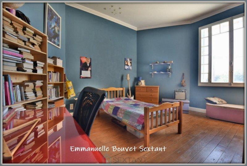 Maison bourgeoise - 180 m² - 9 pièces