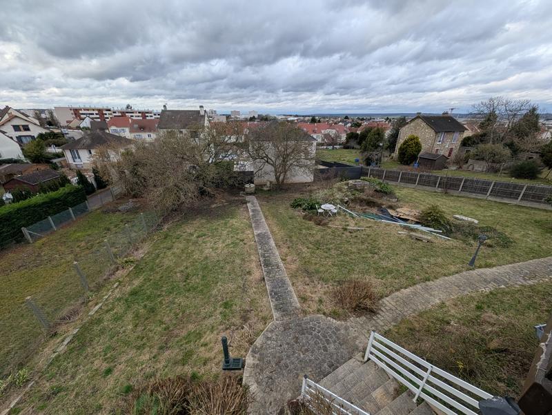 Maison - 141 m² - 6 pièces