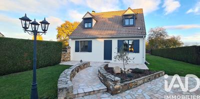 Maison - 98 m² - 4 pièces