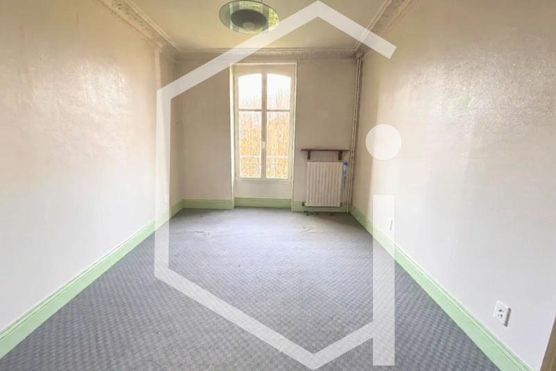 Maison - 325 m² - 18 pièces