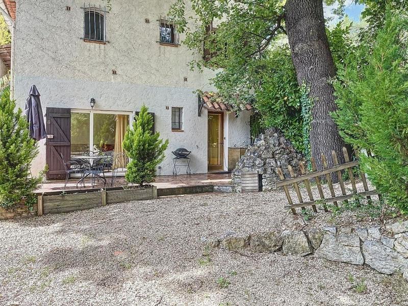 Maison - 196 m² - 6 pièces