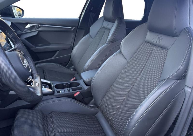 Audi A3 sportback 45 TFSIe 245 s-Line Hybride Rechargeable / Matrix Led Volant Méplat Caméra de Recul Régulateur Distance Keyless