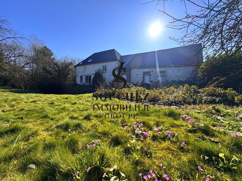 Maison - 250 m² - 8 pièces