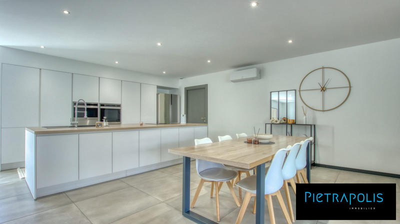 Maison contemporaine - 155 m² - 5 pièces