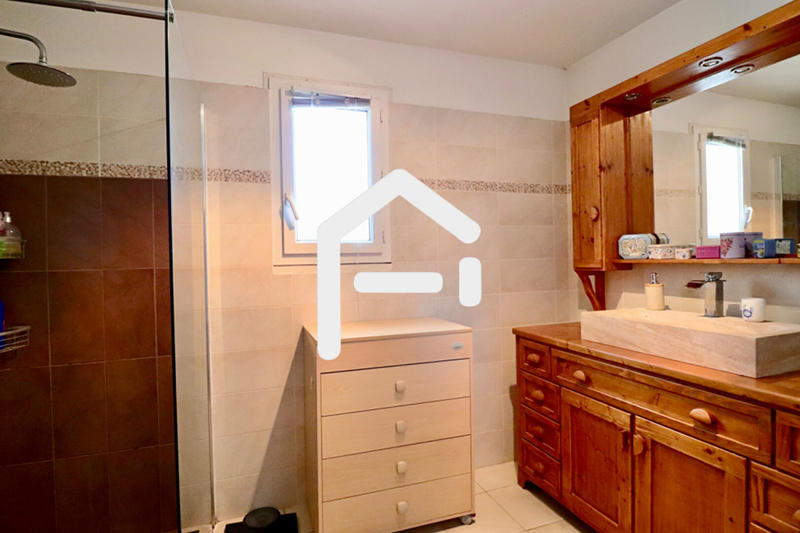 Villa - 120 m² - 4 pièces