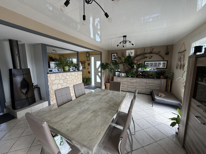 Maison - 92 m² - 5 pièces