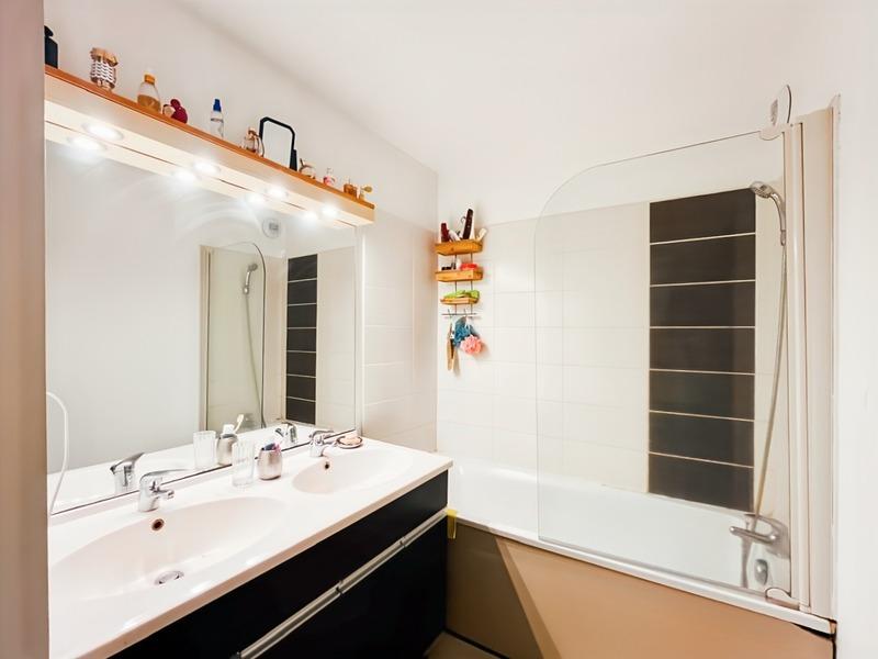 Appartement ancien - 80 m² - 3 pièces