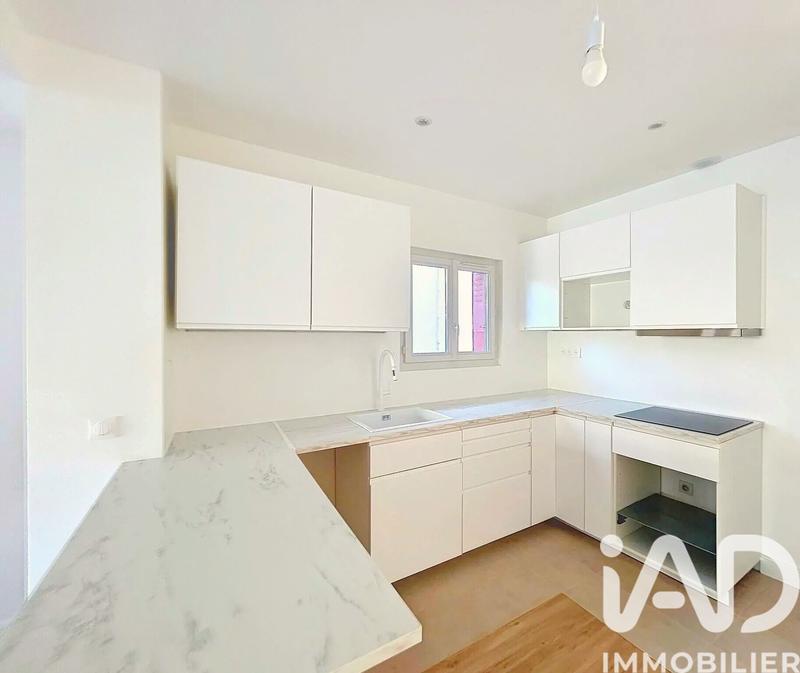 Maison - 85 m² - 4 pièces