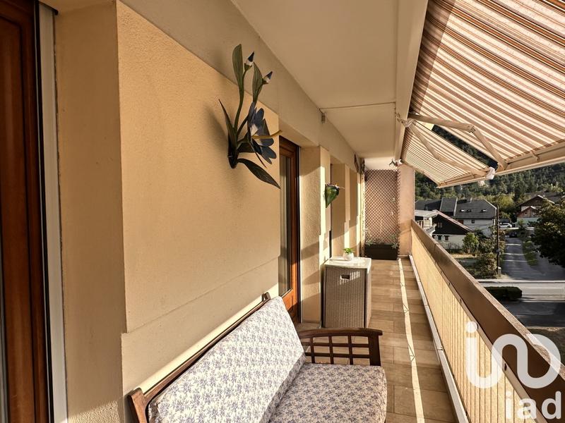 Appartement - 75 m² - 3 pièces