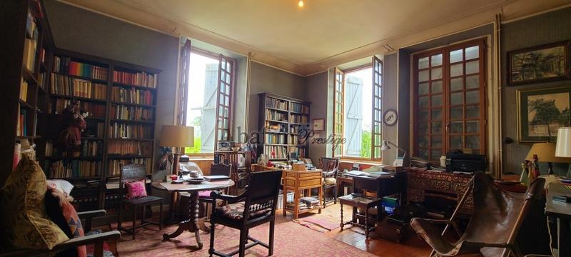 Château - 500 m² - 15 pièces