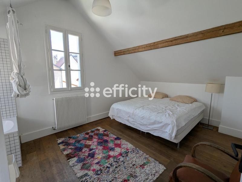 Maison - 151 m² - 6 pièces