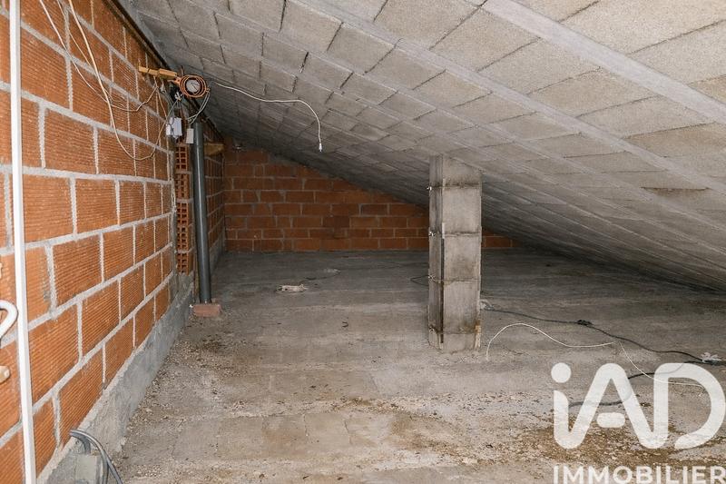 Maison - 96 m² - 5 pièces