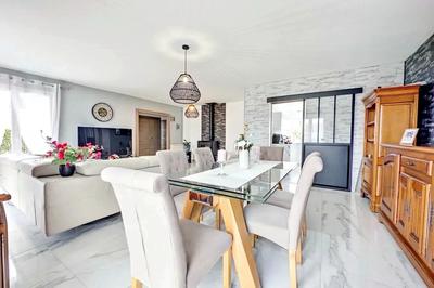 Maison - 114 m² - 5 pièces