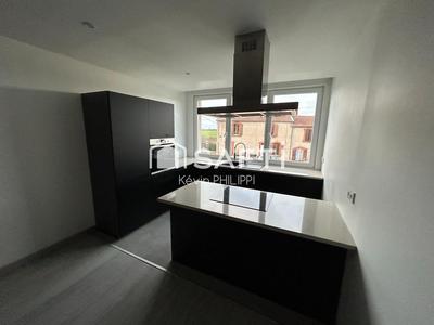 Maison - 98 m² - 5 pièces