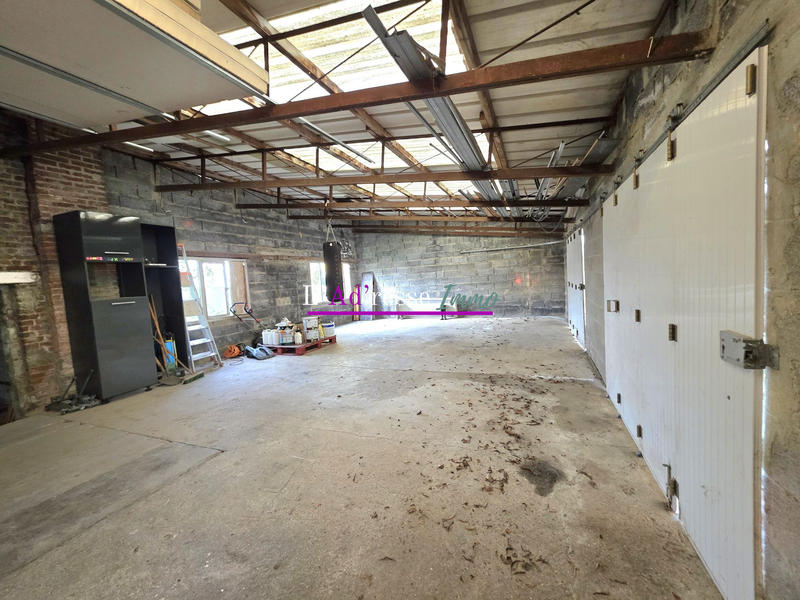 Maison - 169 m² - 8 pièces