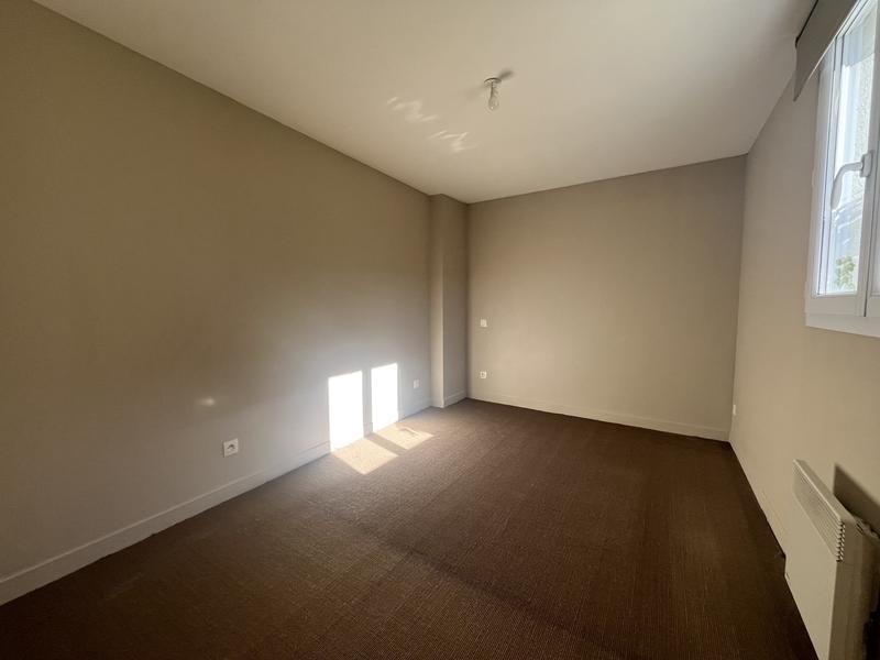 Maison traditionnelle - 83 m² - 5 pièces