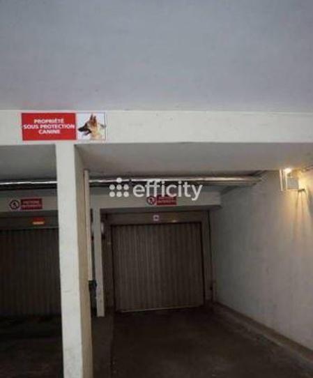 Parking / Garage - 13 m²