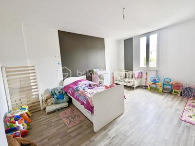 Maison - 84 m² - 4 pièces