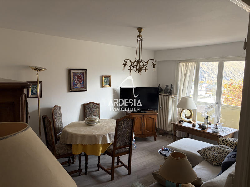 Appartement - 65 m² - 2 pièces