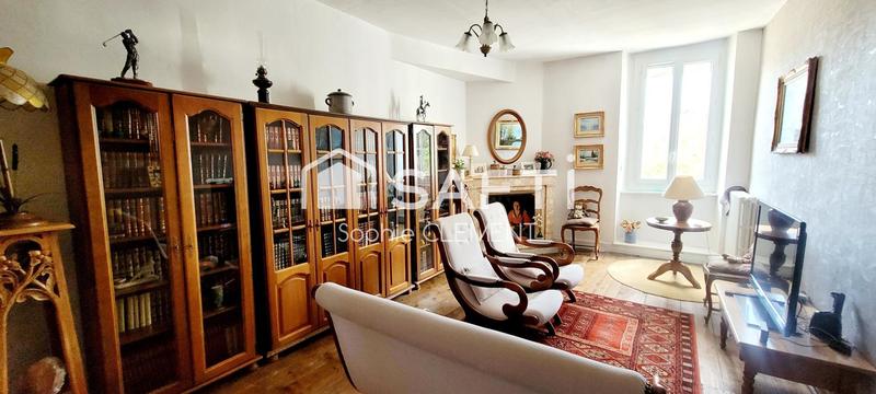 Maison de ville - 257 m² - 6 pièces