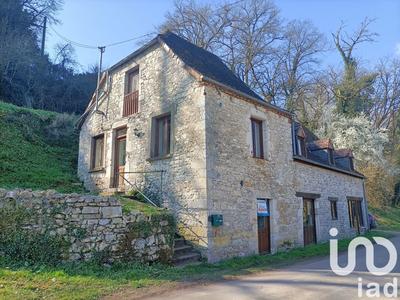 Maison - 200 m² - 3 pièces