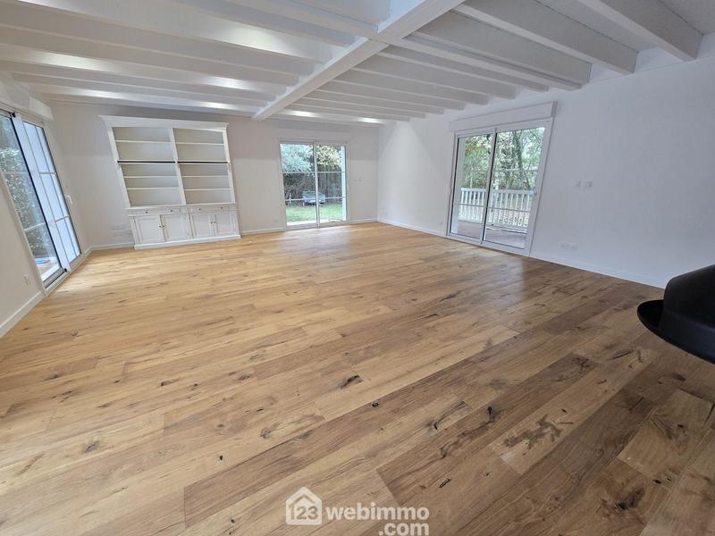 Maison - 186 m² - 6 pièces